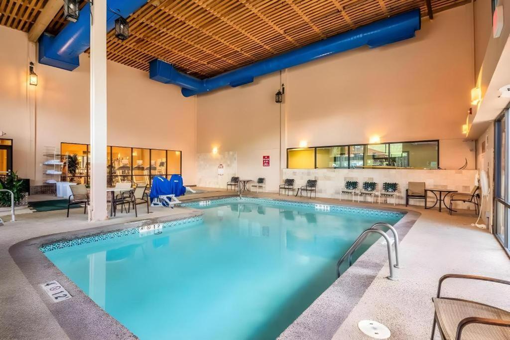 White Peak - 3* Frisco