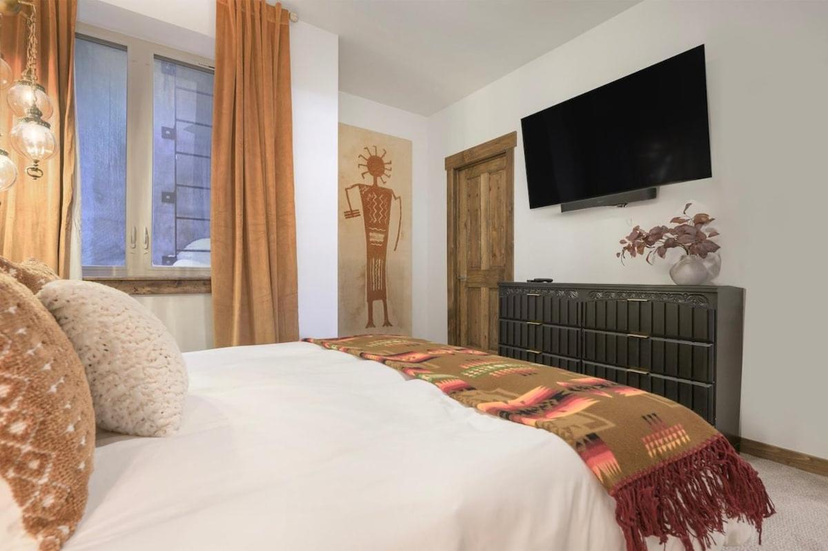 448 Cranmer Unit 103 Fraser