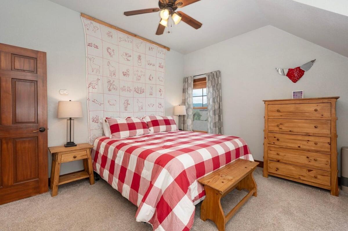Holiday home 206 Juniper
