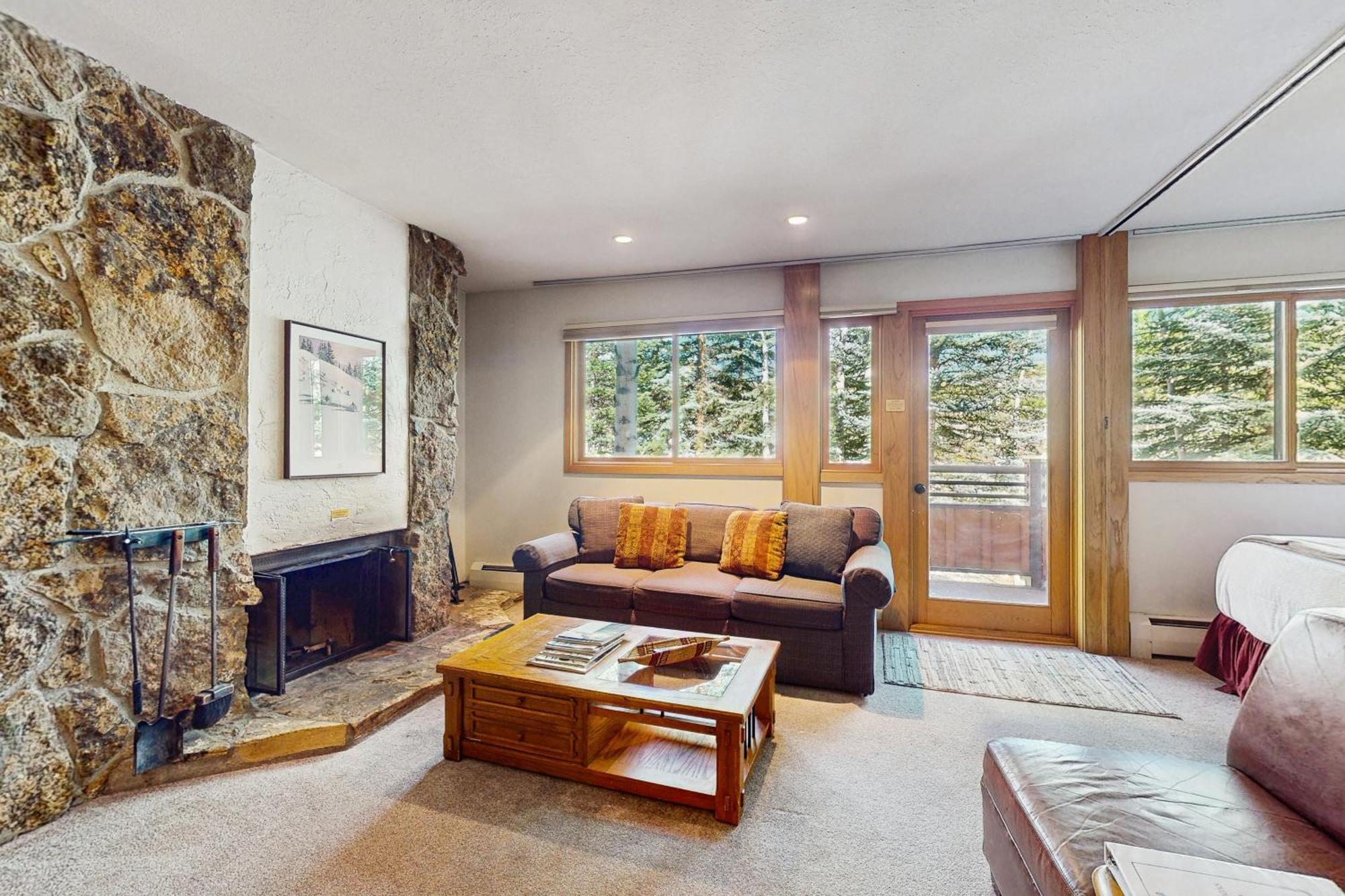 Cozy Slopeside Snowmass Village