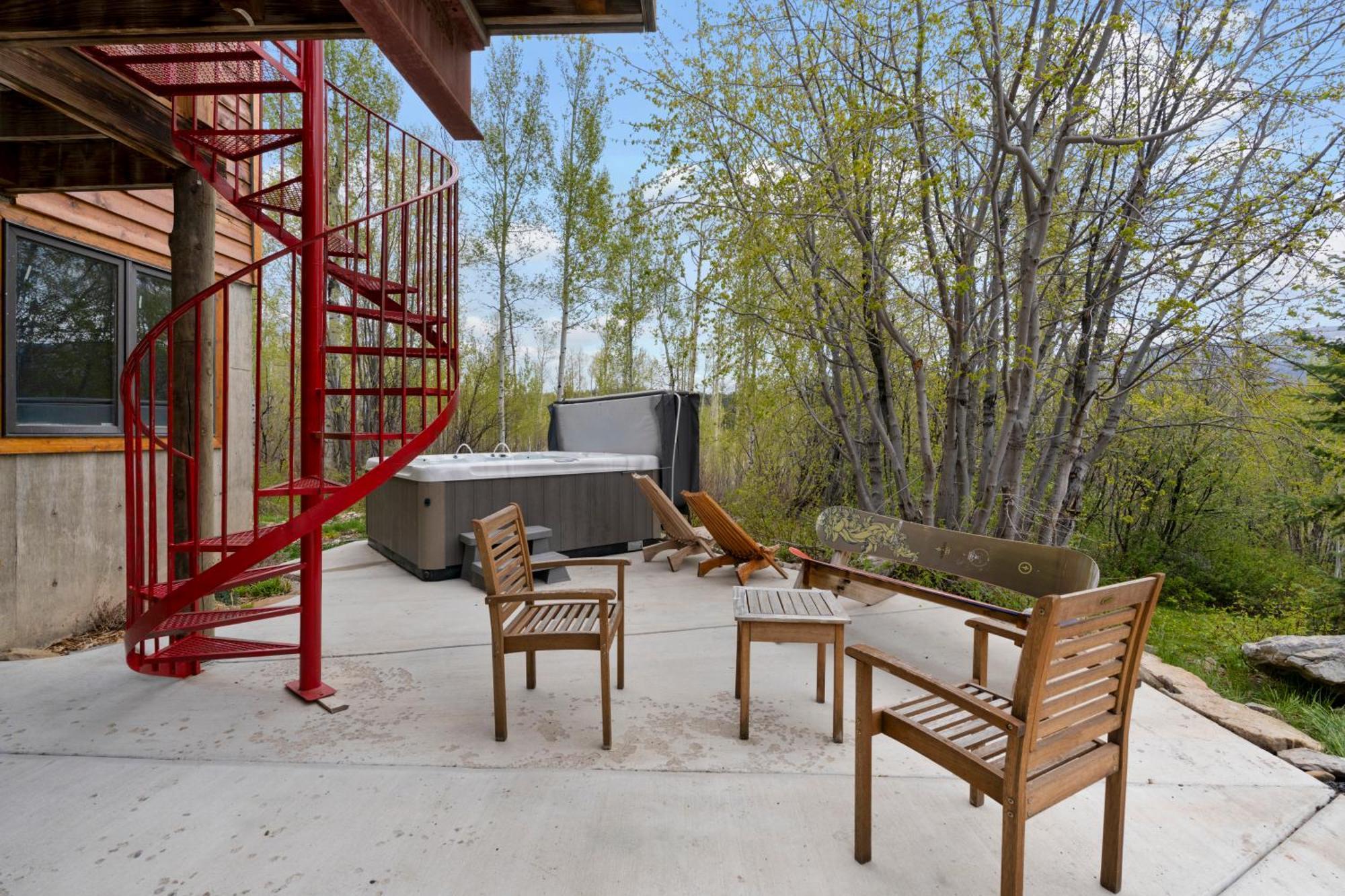 Secluded Mtn By Purg, Hot Tub, Views! Pets Ok *