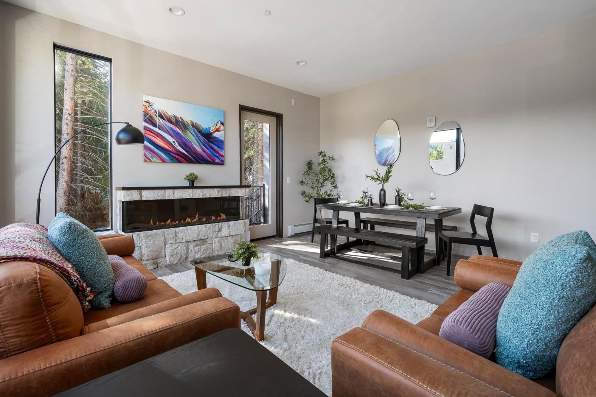 New In Out Luxury Loft 102 I Hot Tub I Gym I Views I Price I Free Adventures Daily Holiday home *