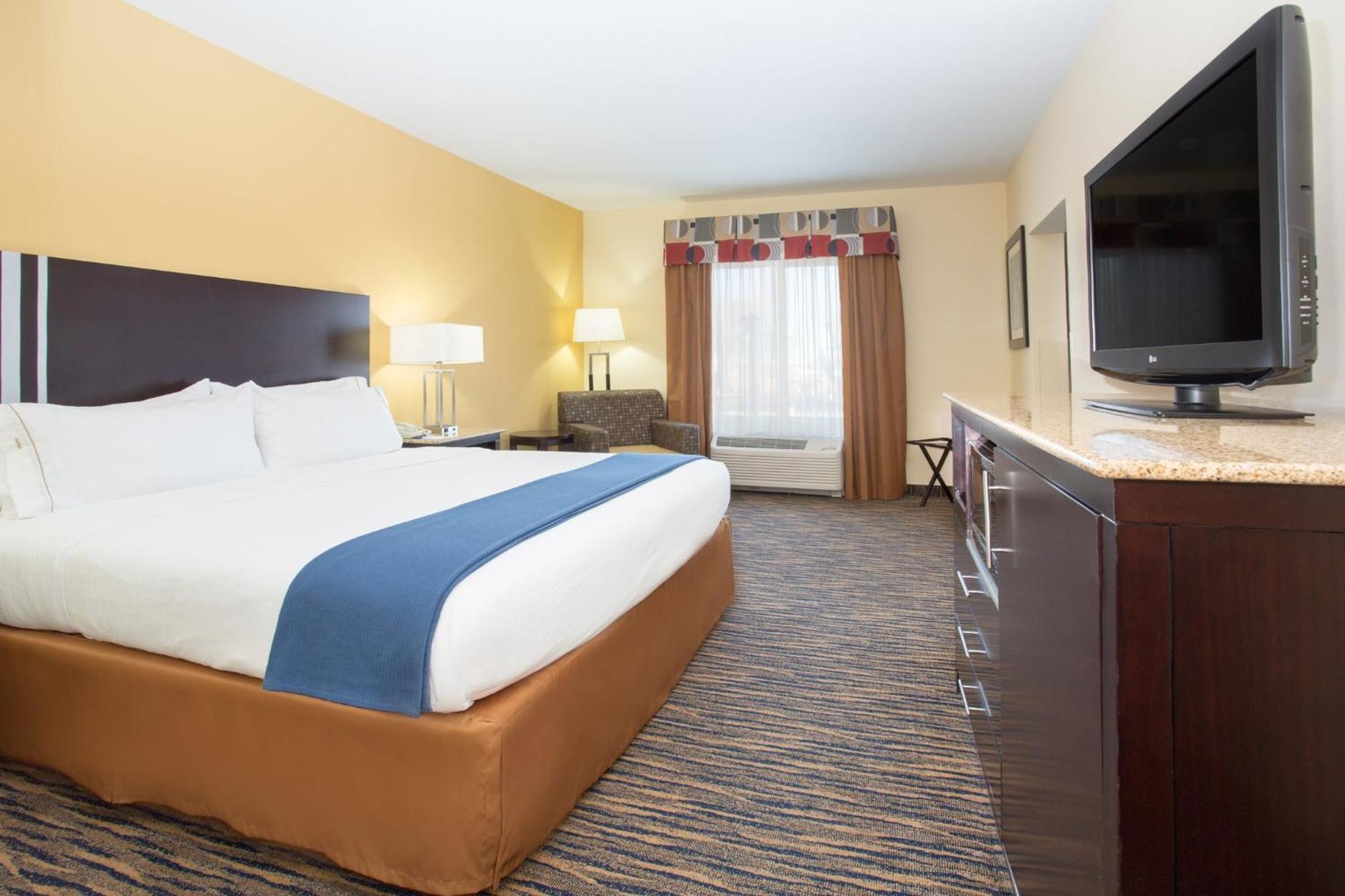 Express & Denver North - By Ihg Hotel 2*