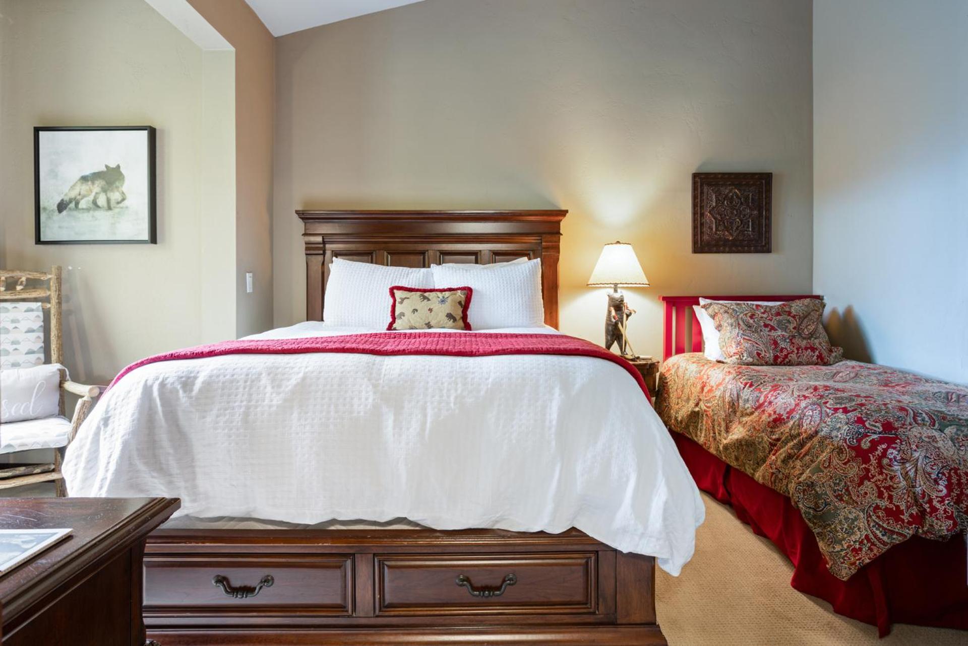 Private Hot Tub, Luxurious & Large With 3 Living Rooms, Convenient To Free Bus * Vail