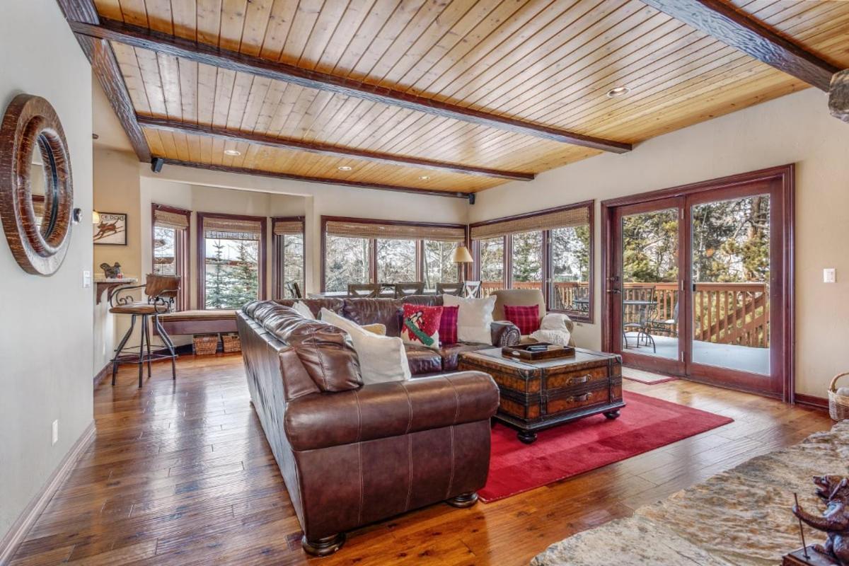 Private Hot Tub, Luxurious & Large With 3 Living Rooms, Convenient To Free Bus * Vail