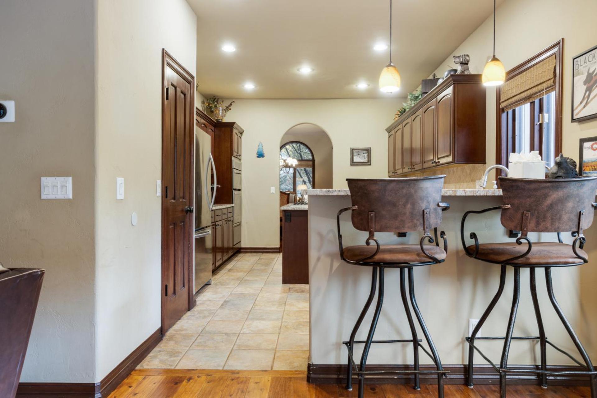 Private Hot Tub, Luxurious & Large With 3 Living Rooms, Convenient To Free Bus * Vail