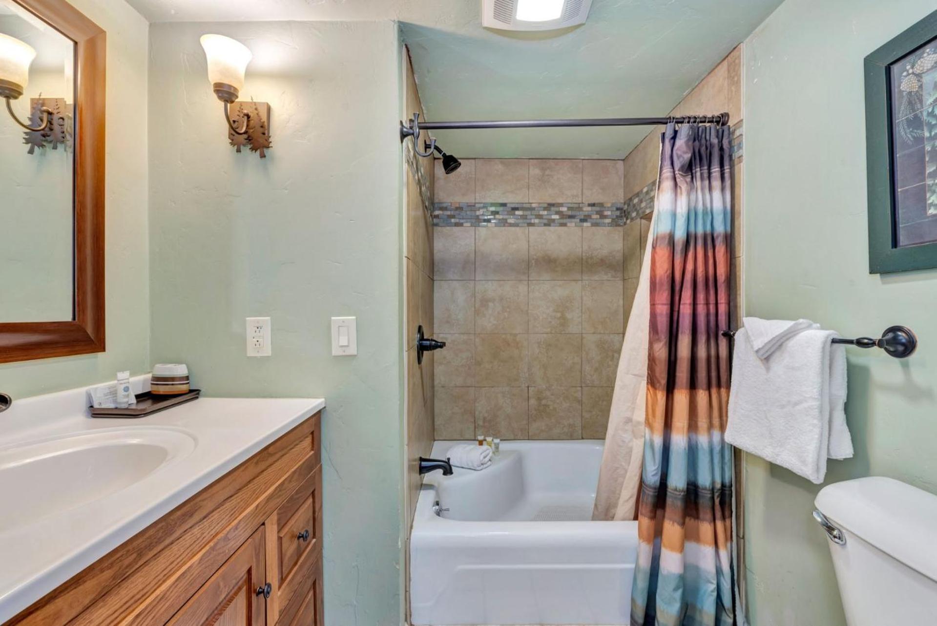 Ranch Loft, Short Easy Walk To Slopes, 2 King Bedrooms And Loft Holiday home Steamboat Springs