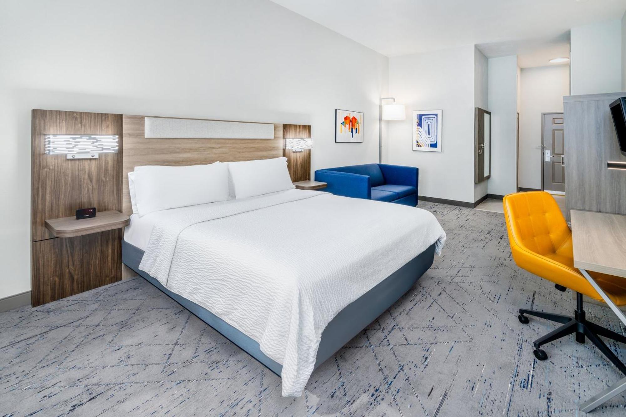 Hotel Express & Denver North - By Ihg Thornton