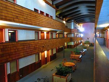 Three Seasons By Hotel Crested Butte