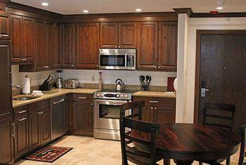 Westwind At Apartment Vail