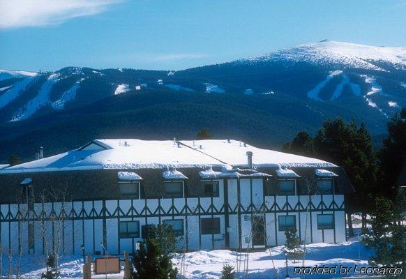 Meadowridge Hotel