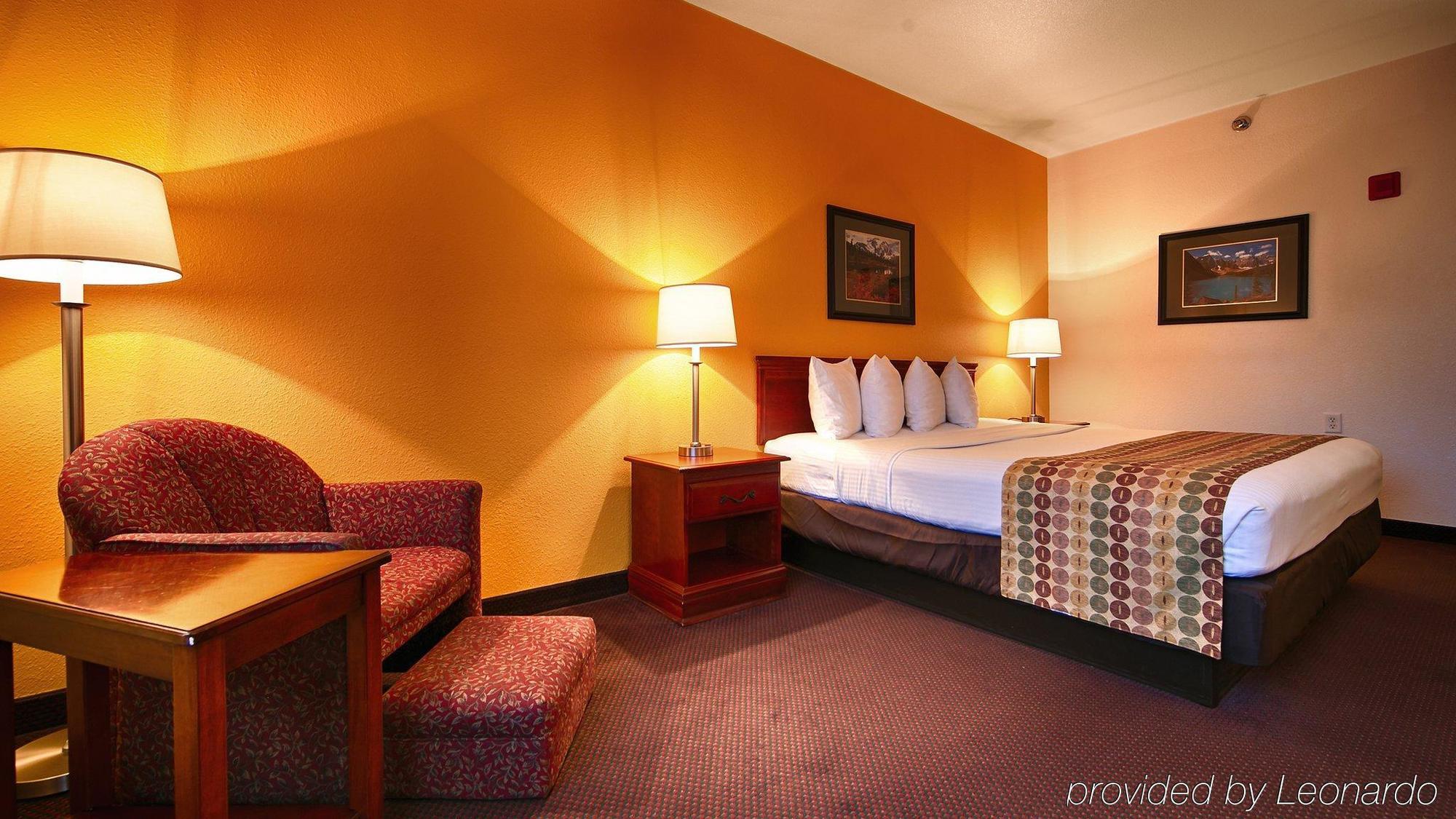 Hotel Western Firestone & Longmont