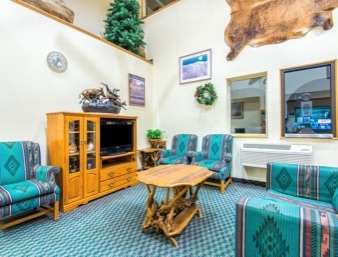 Super 8 By Wyndham Hotel 2*