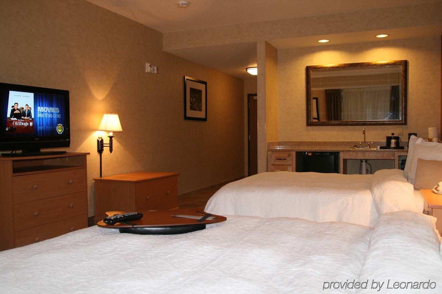 Hotel Hampton & 3*