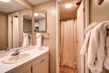 The Lift #210 - Lots Of - Pool And Hot Tub Access Holiday home *