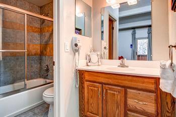The Lift #210 - Lots Of - Pool And Hot Tub Access Holiday home Breckenridge