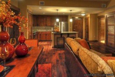 Trailhead Apartment