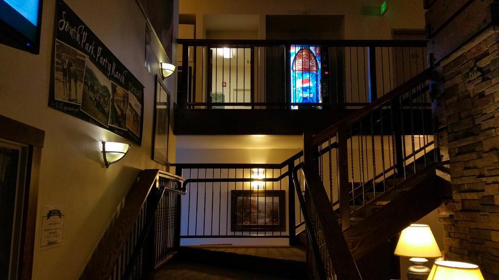 A Riverside Hotel Fairplay
