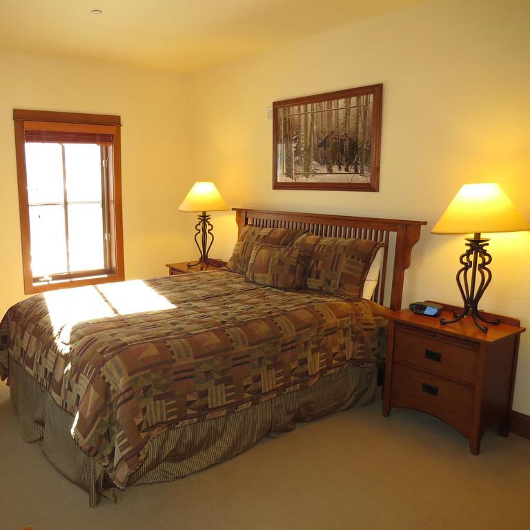 Aparthotel Summit Group 3*
