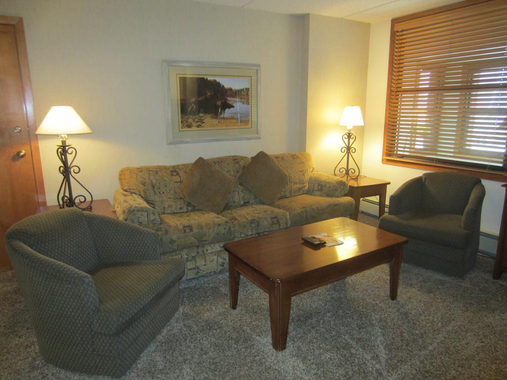 Hotel Center Village At