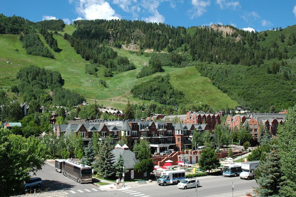 Aparthotel Independence Square By Frias Aspen