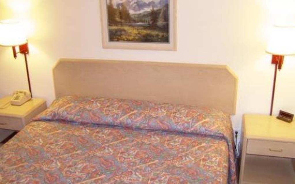 Hotel Olympia Motor 3*
