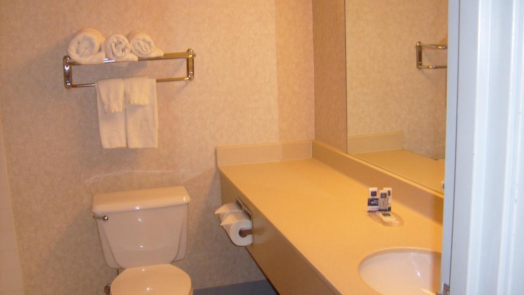 Hotel Baymont By Wyndham Golden/red Rocks Lakewood