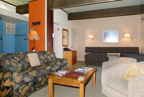 Storm Meadows Club