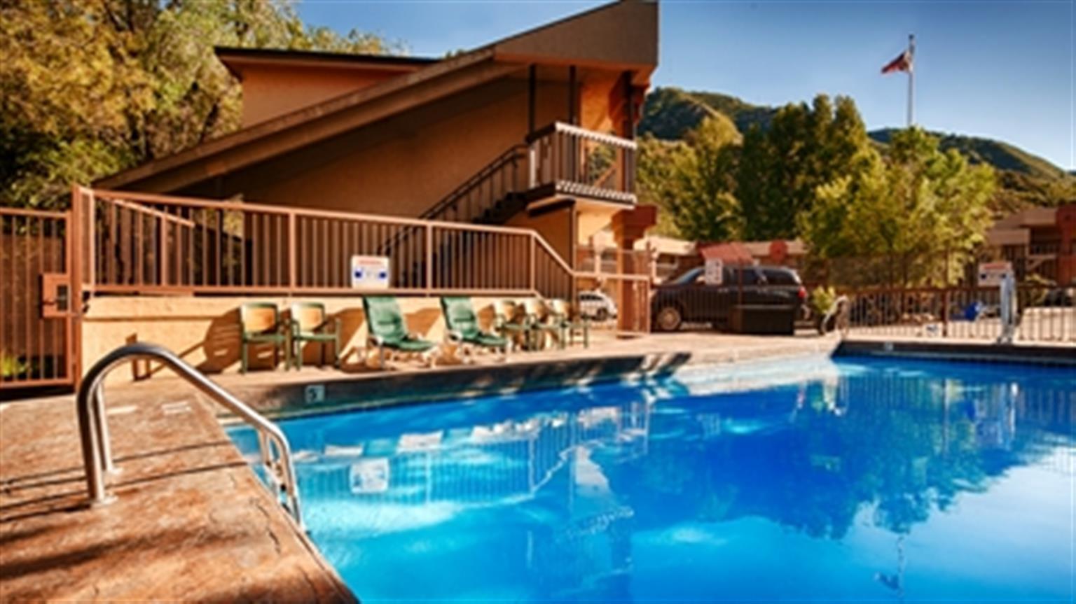 Hotel Western &