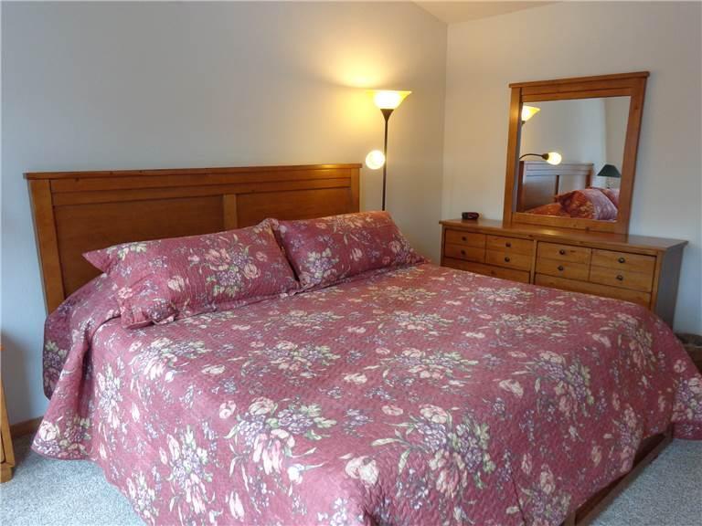 Apartment Lakepoint Court *
