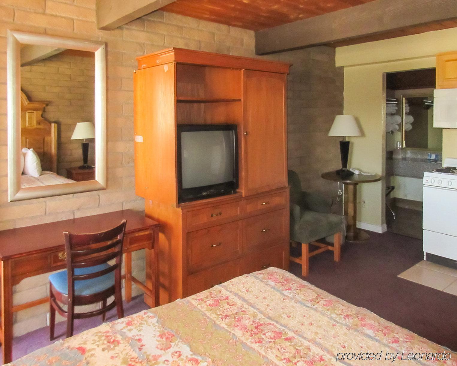 Super 8 By Wyndham