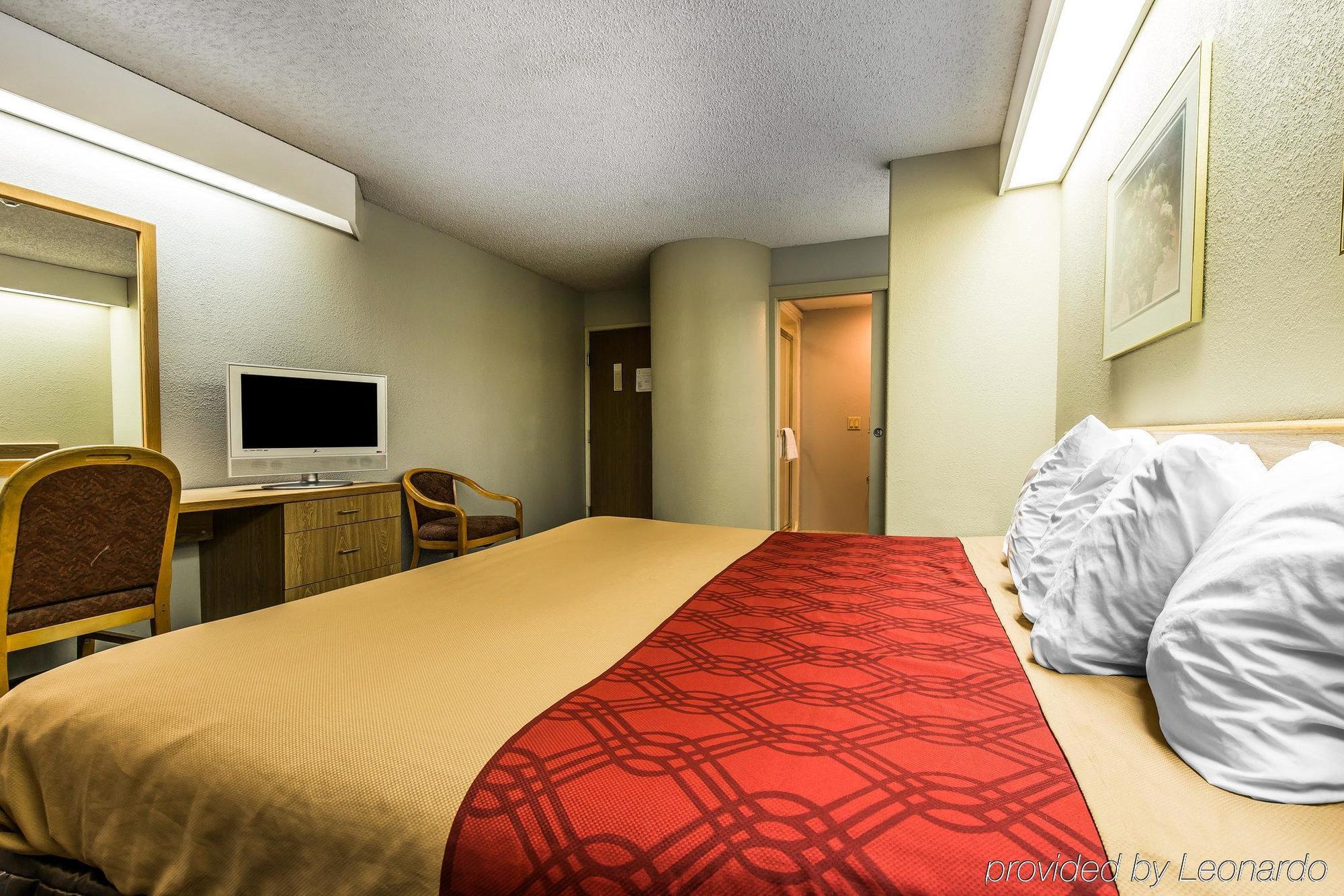 Days By Wyndham Hotel Thornton