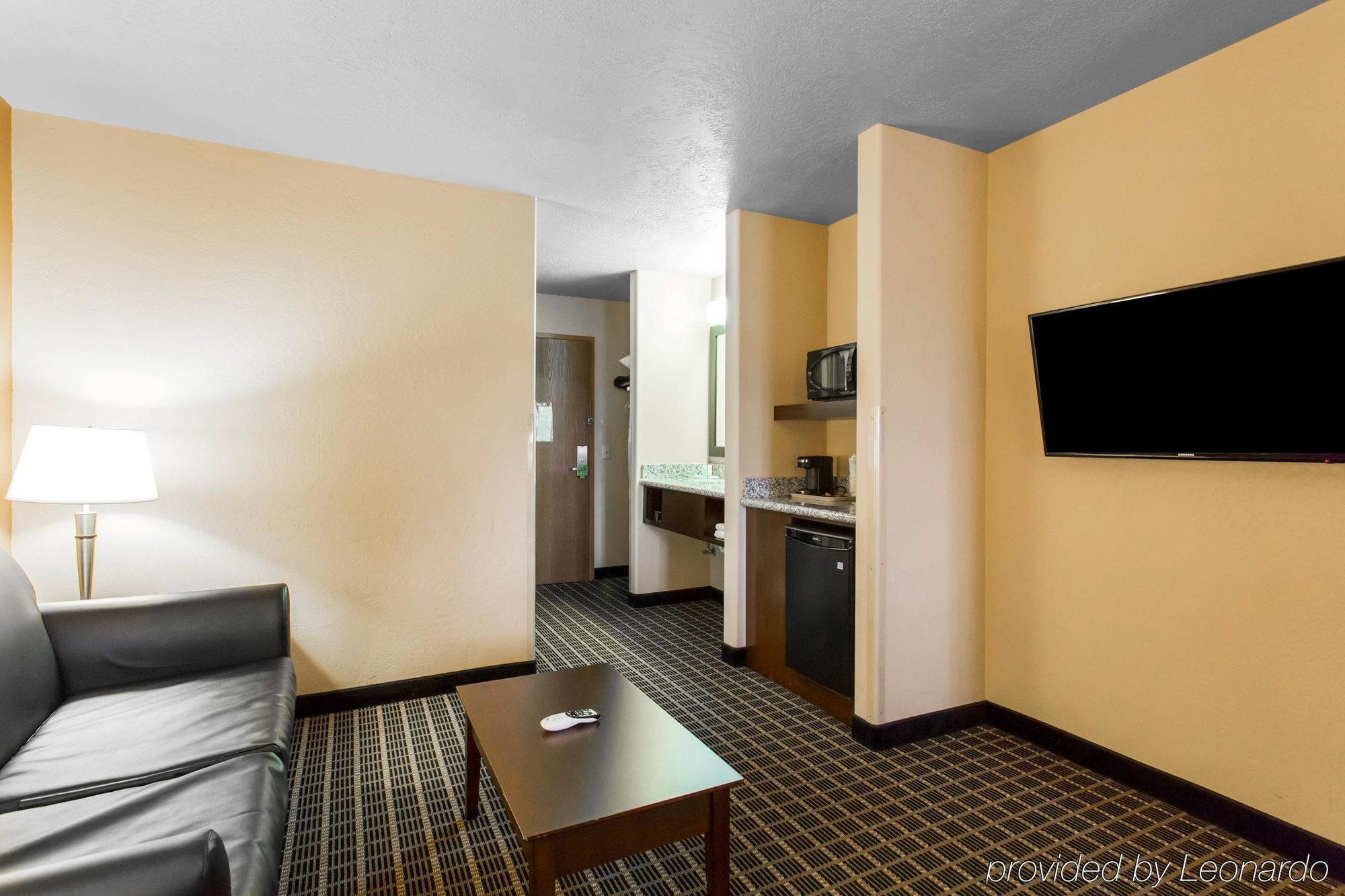 Comfort & Gunnison-crested Butte Hotel 3*