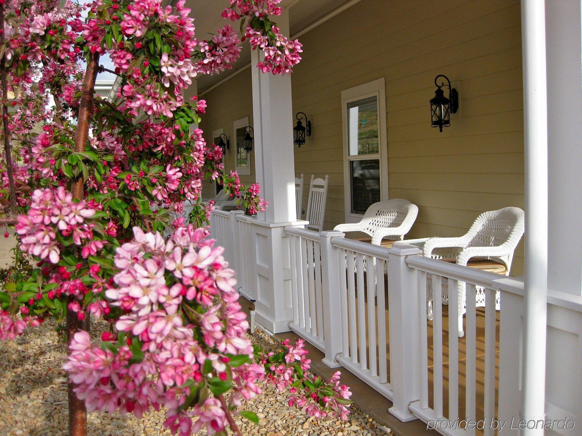 Wine Country Hotel