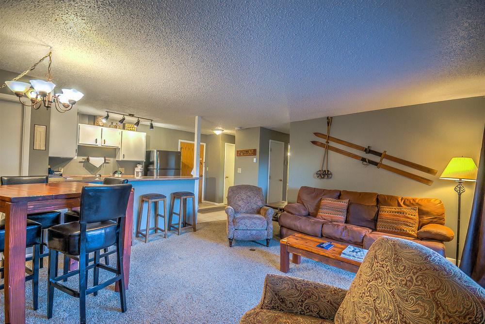 Storm Meadows East Slopeside Apartment