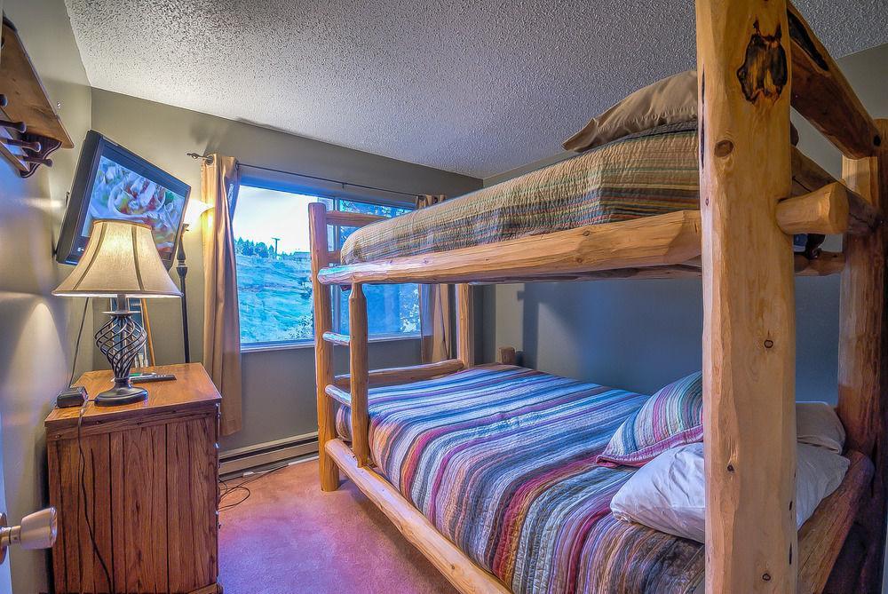Storm Meadows East Slopeside Apartment *