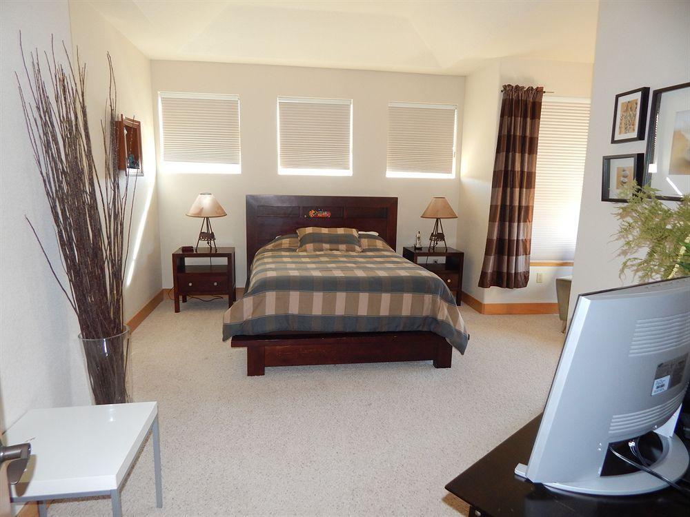 Red Quill Village Hotel 3*