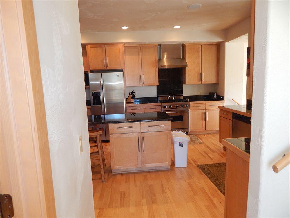 Red Quill Village 3*