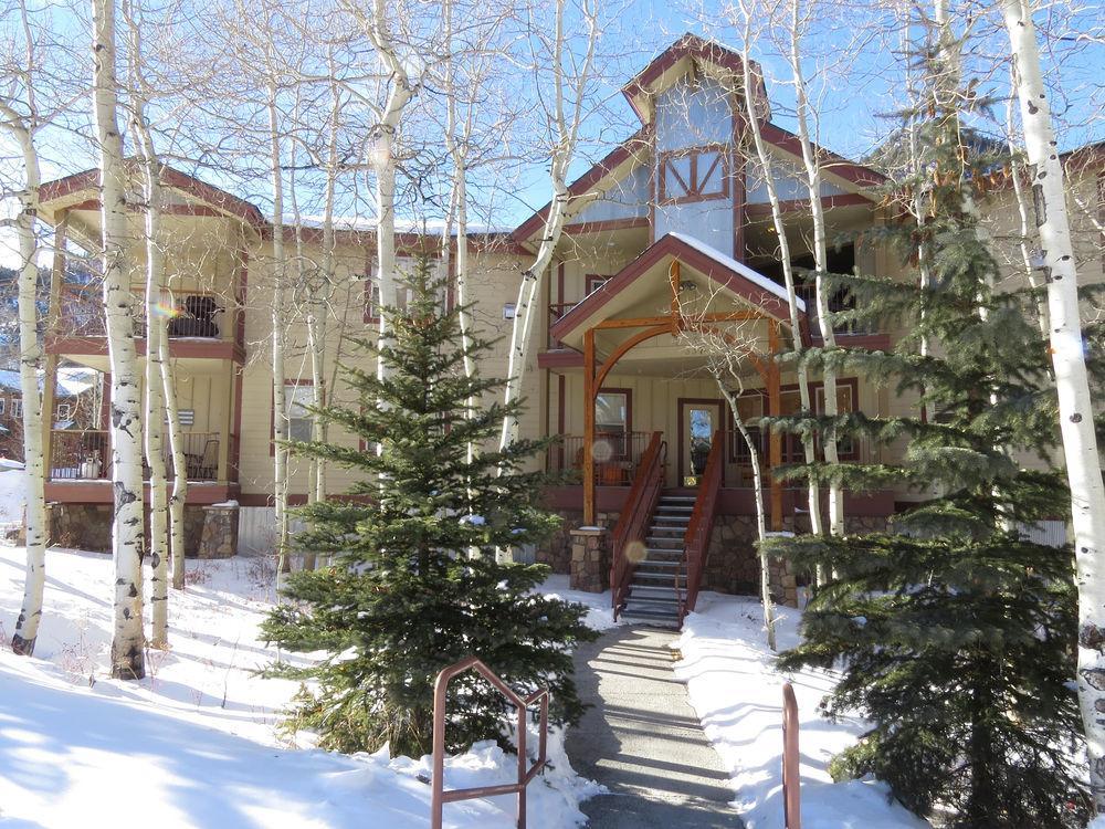 Summit Group Aparthotel 3*