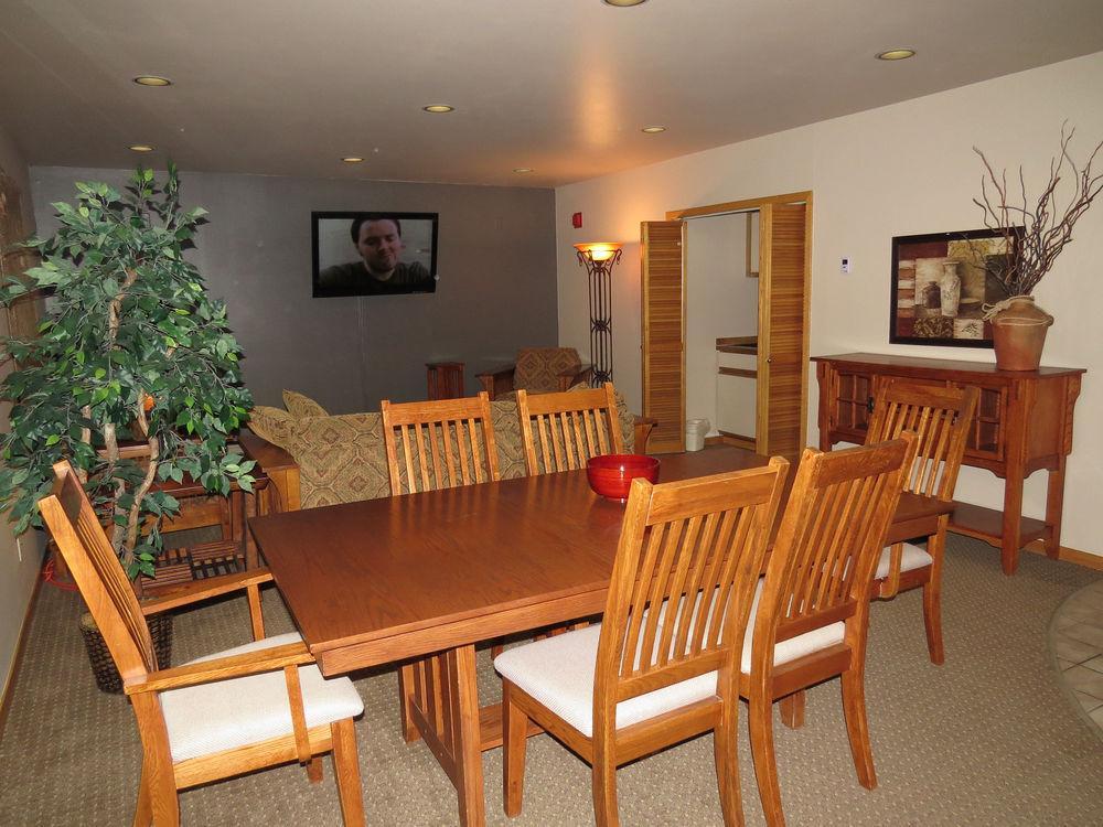 Summit Group Aparthotel