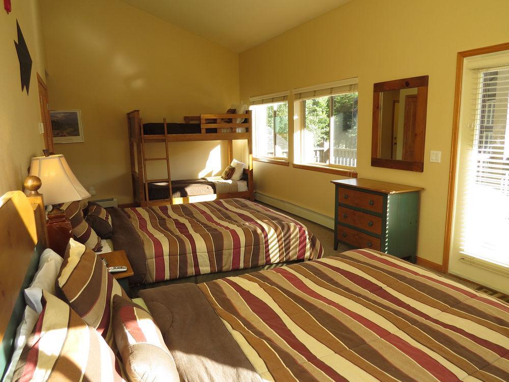 Summit Group Aparthotel 3*