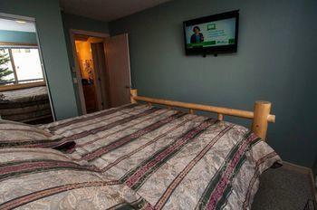 Snowdance Hotel *