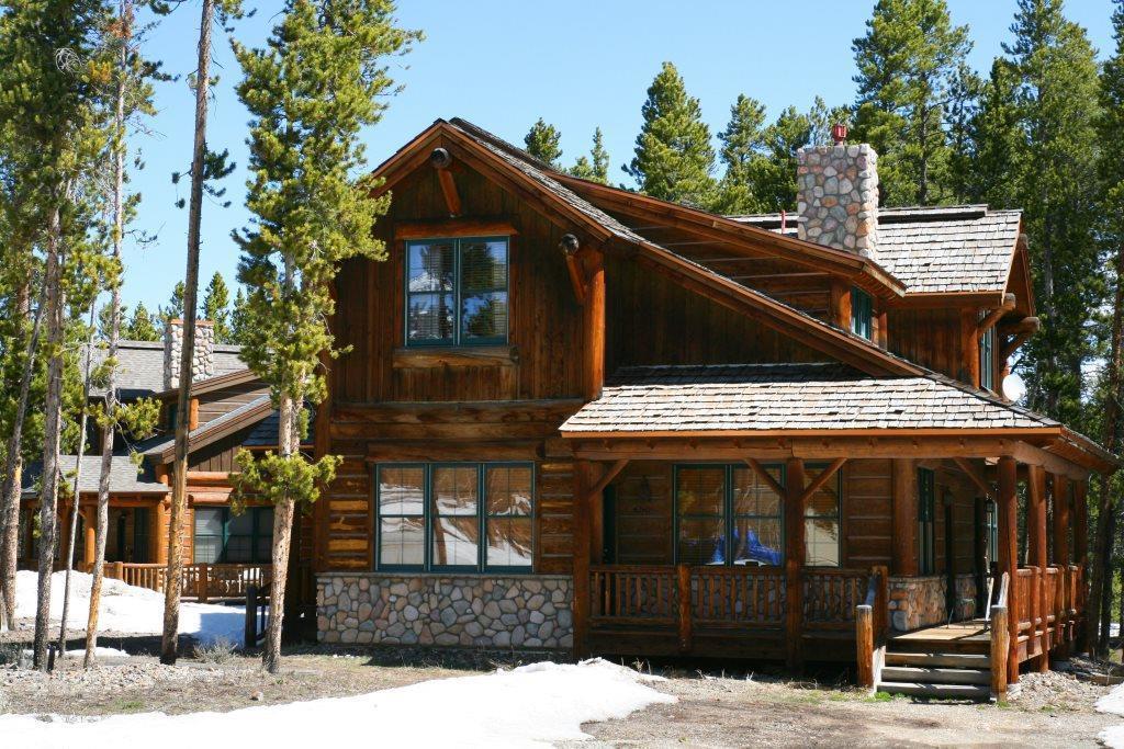 Lodge The At *