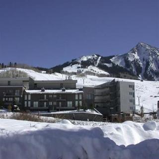 Three Seasons By Hotel Crested Butte