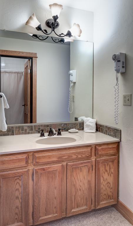 Bear Claw 412 - Ski-in Ski-out Condo! Apartment *