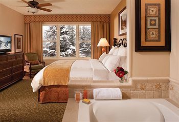 Marriott's Streamside Evergreen At Hotel 3*