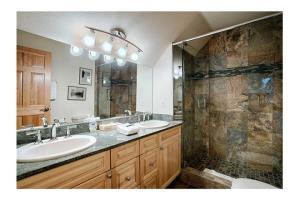 Apartment Corral At