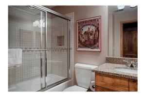One Place Townhomes 3*