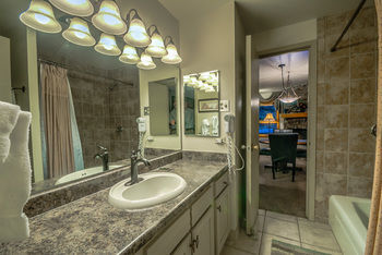 The West By Retreatia Hotel 3*