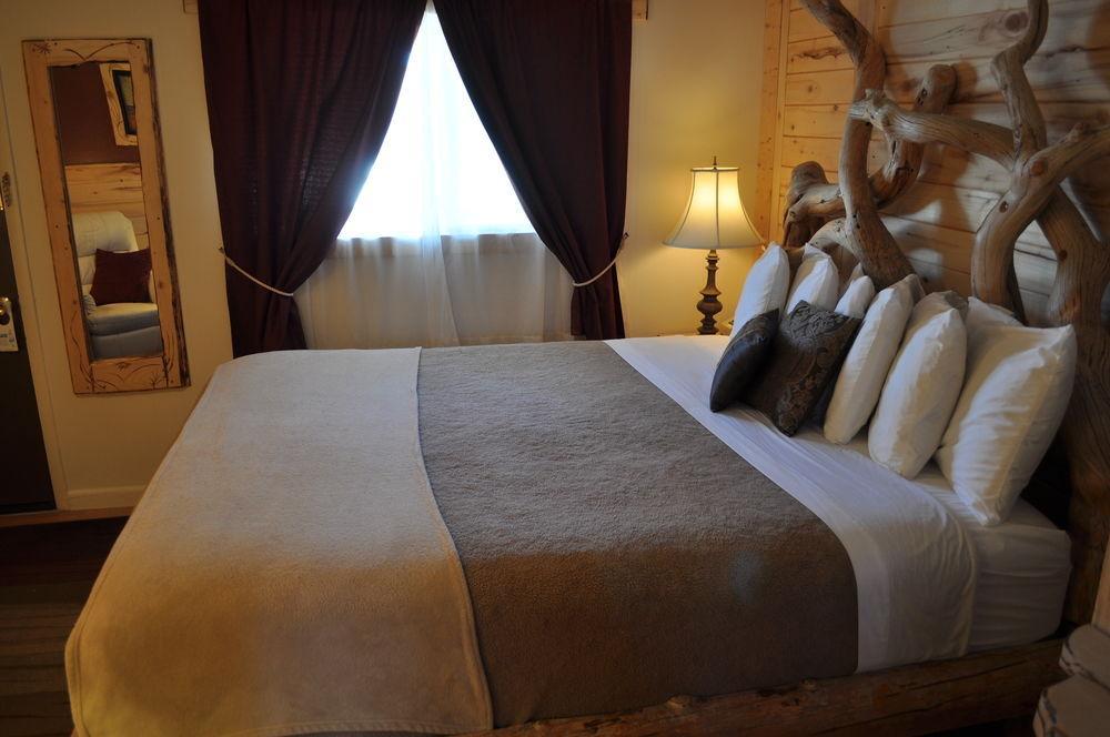 The Lodge Cedaredge
